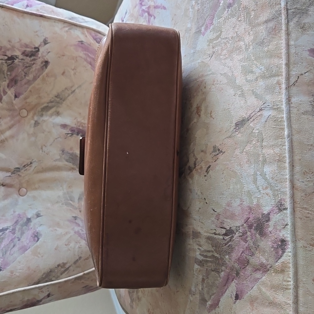 Vintage Coach Hampton Shoulder Bag - Picture 9 of 16